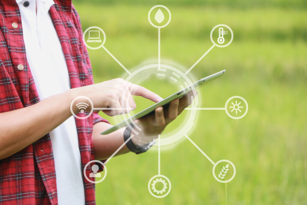 IoT device. smart farming, connectivity, Image by Adobe Stock